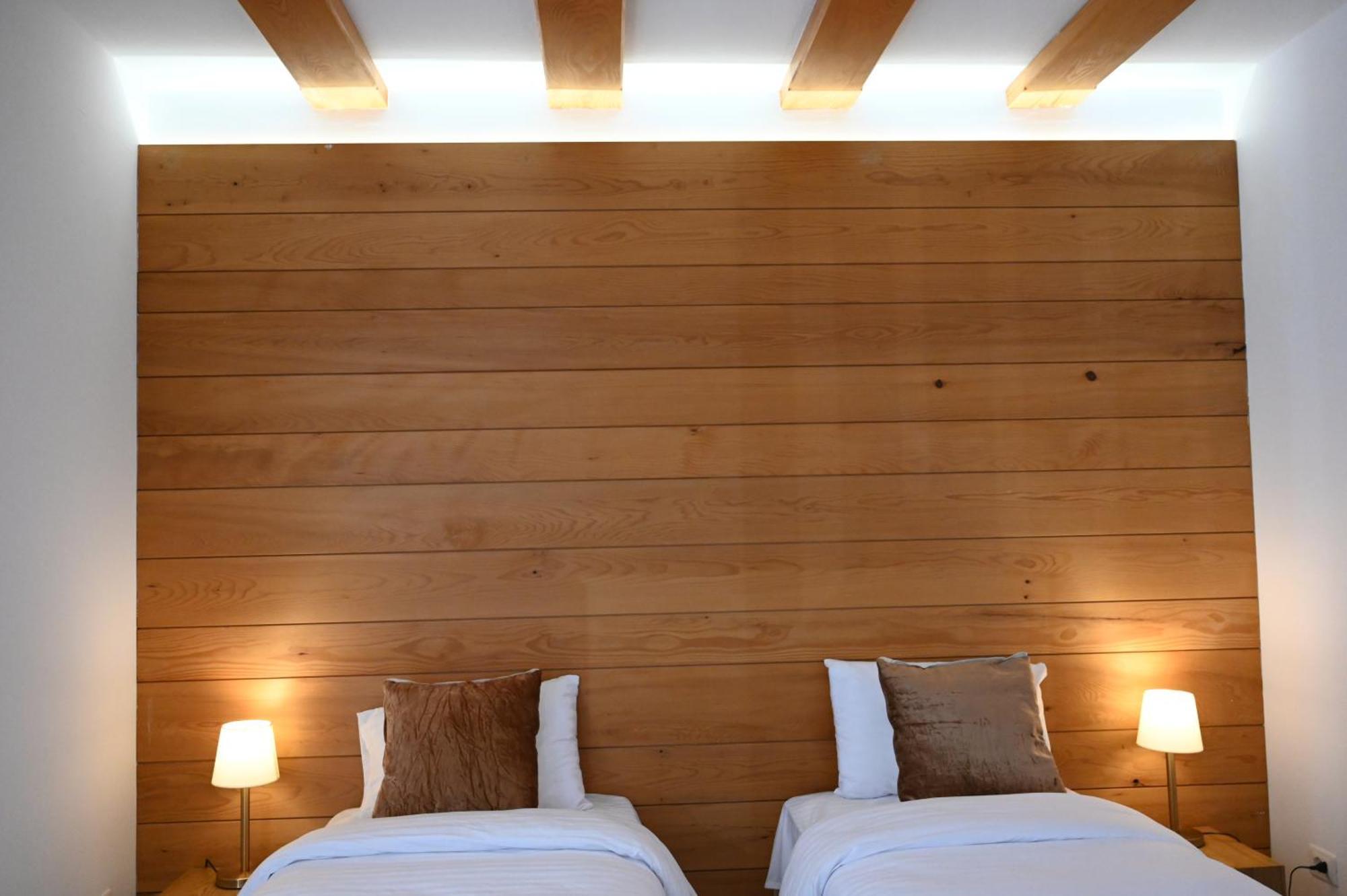 Niche Boutique Hotel Тирана Экстерьер фото