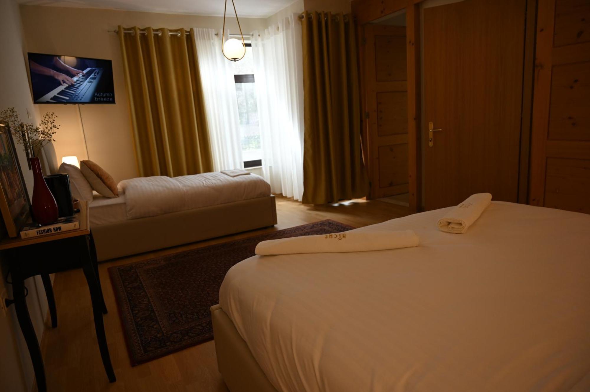 Niche Boutique Hotel Тирана Экстерьер фото