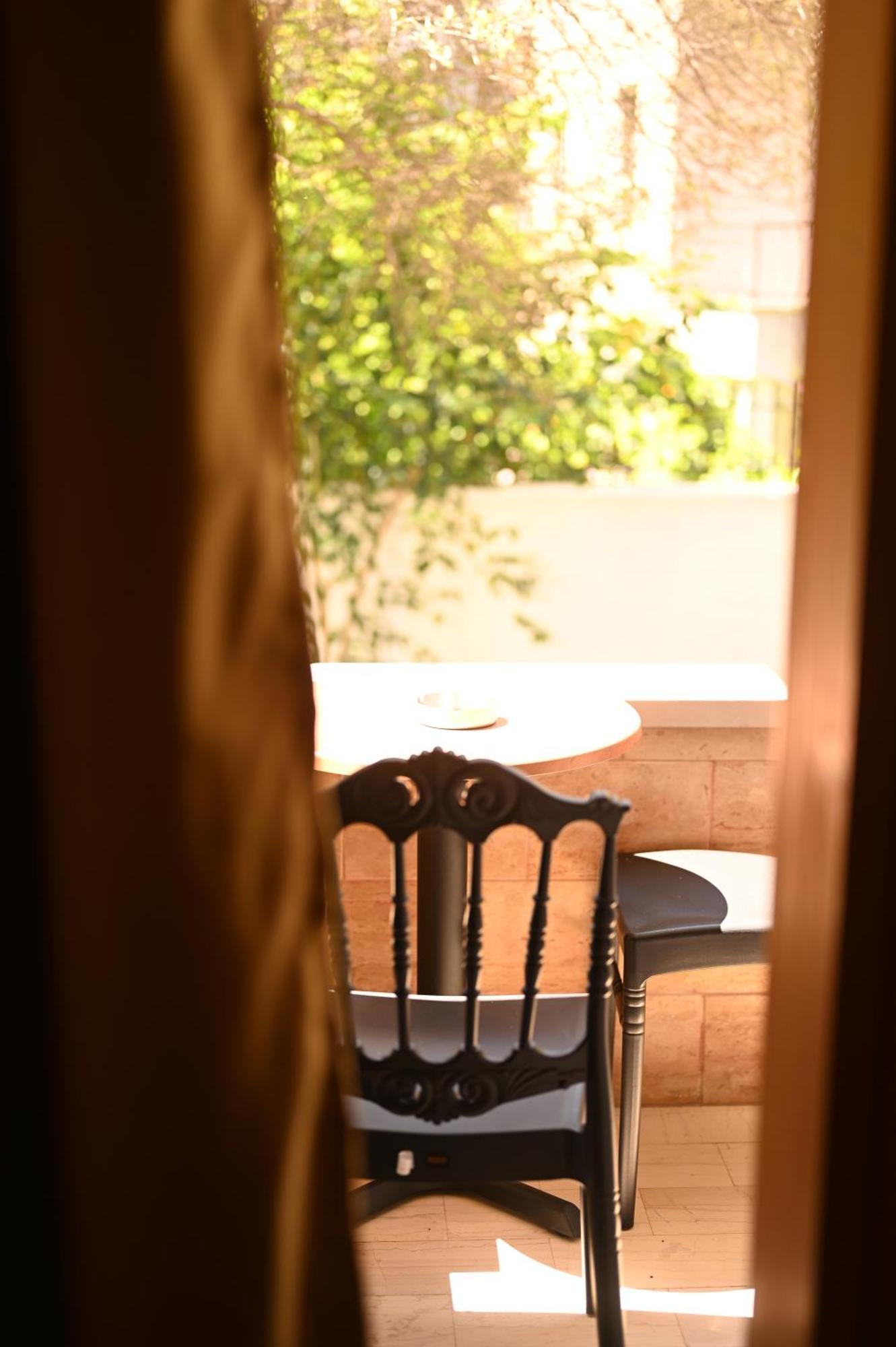 Niche Boutique Hotel Тирана Экстерьер фото